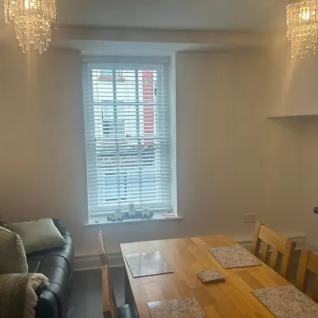 The Courtyard Retreat Daire *